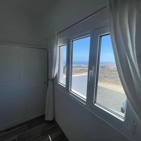 Asomada Views * Tias